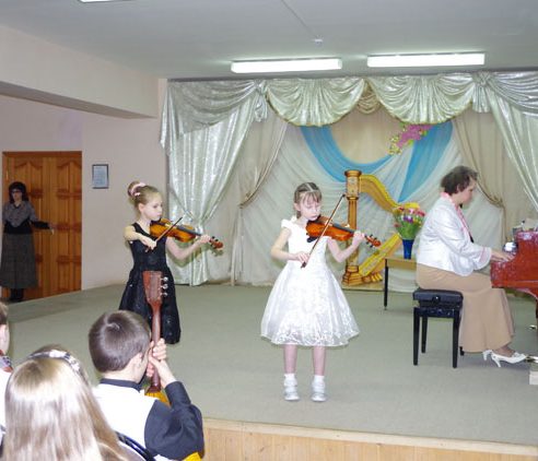 Состоялся концерт учащихся музыкально-инструментального отделения  «Весеннее настроение».